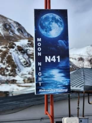 Hotel Moon Night Kazbegi Esterno foto