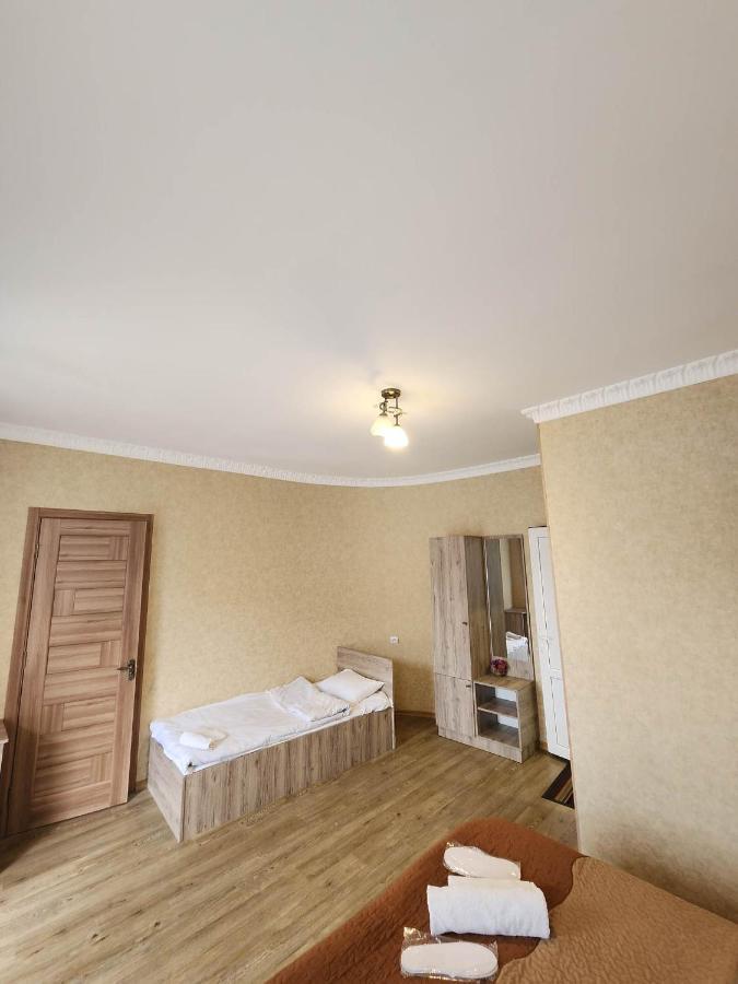 Hotel Moon Night Kazbegi Esterno foto